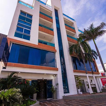 Hotel Continental Plaza Barranquilla バランキージャ エクステリア 写真