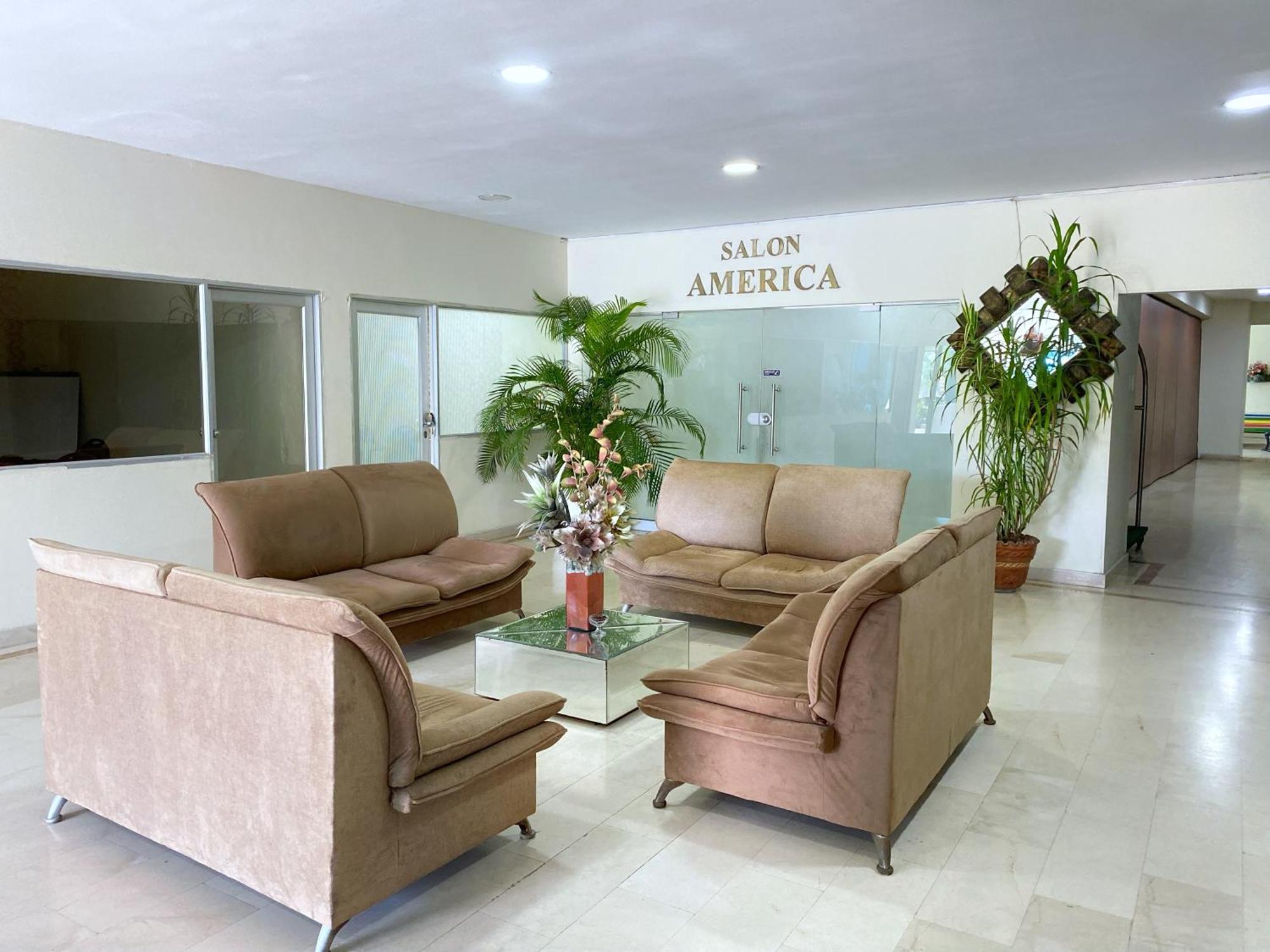 Hotel Continental Plaza Barranquilla バランキージャ エクステリア 写真
