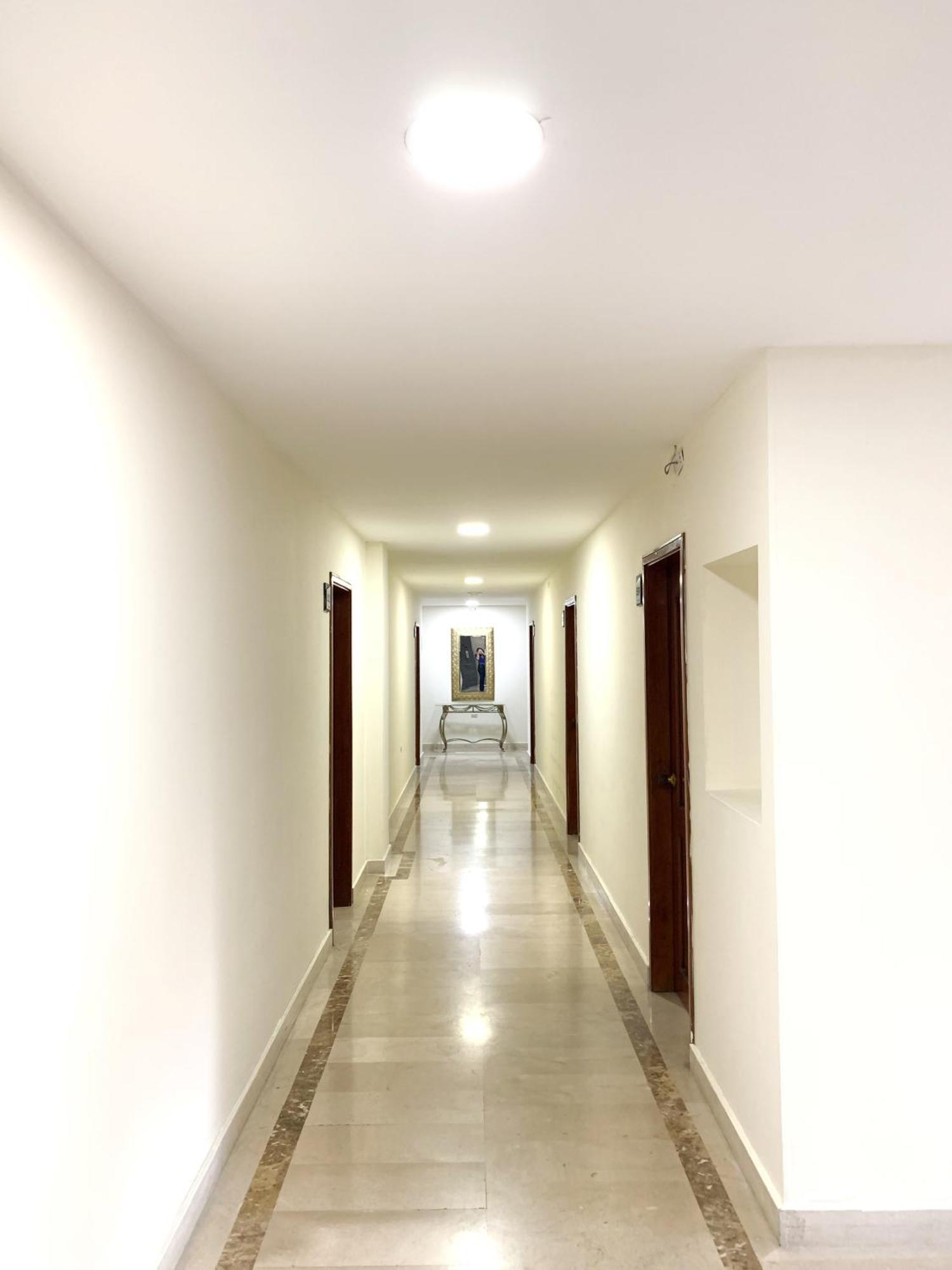 Hotel Continental Plaza Barranquilla バランキージャ エクステリア 写真