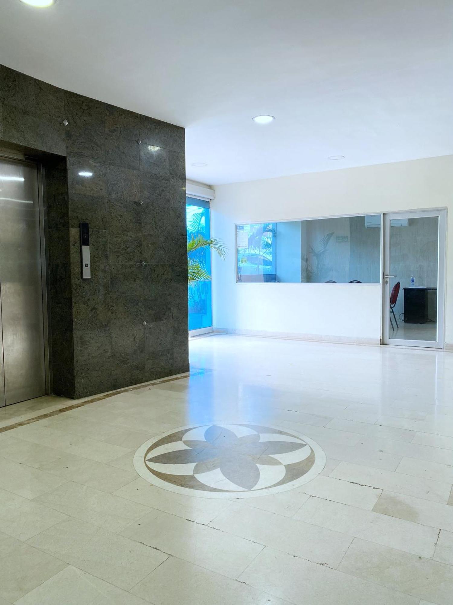 Hotel Continental Plaza Barranquilla バランキージャ エクステリア 写真