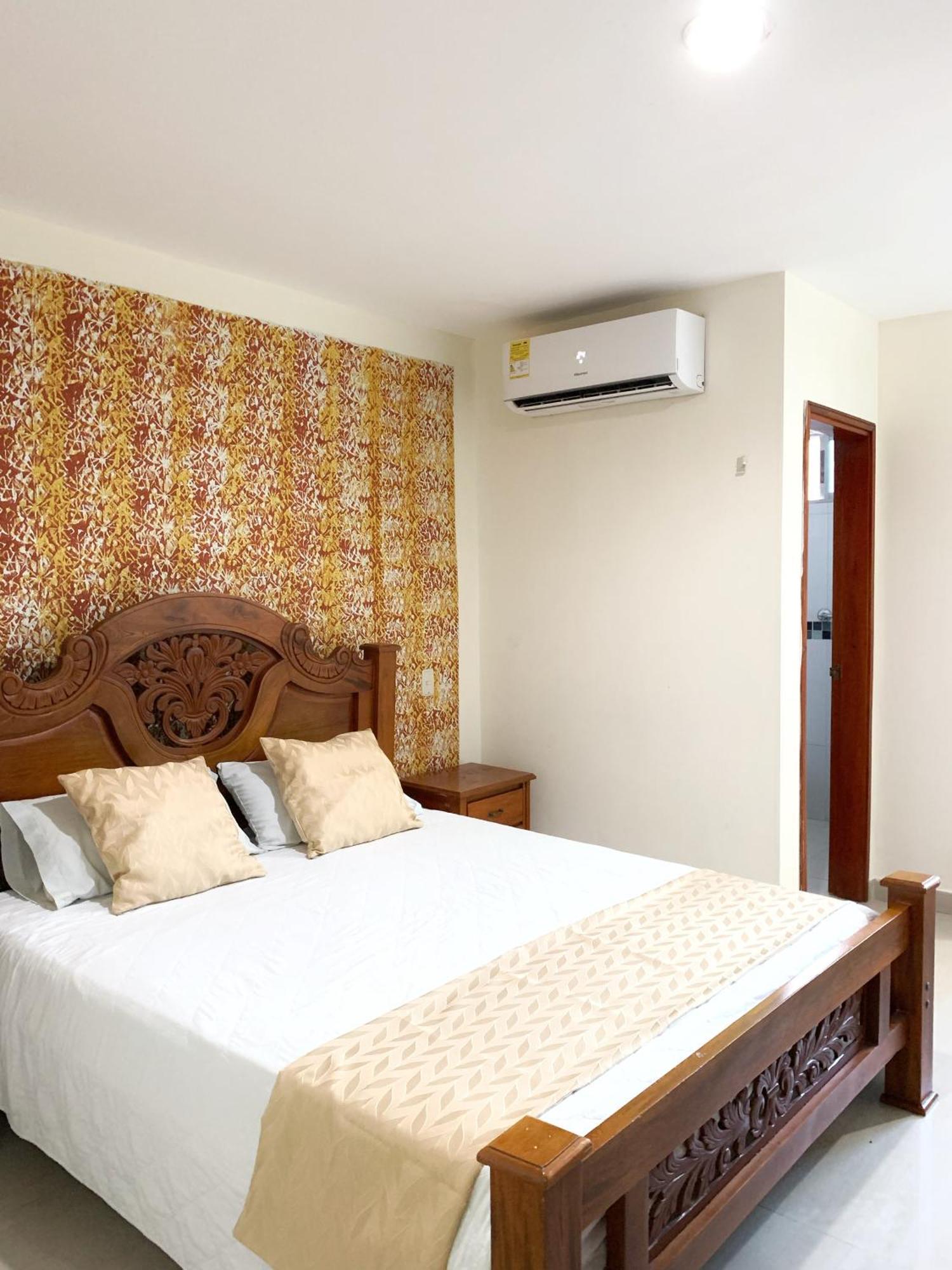 Hotel Continental Plaza Barranquilla バランキージャ エクステリア 写真