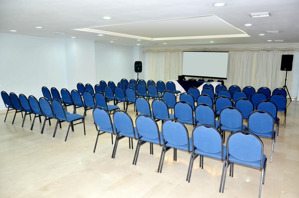 Hotel Continental Plaza Barranquilla バランキージャ エクステリア 写真